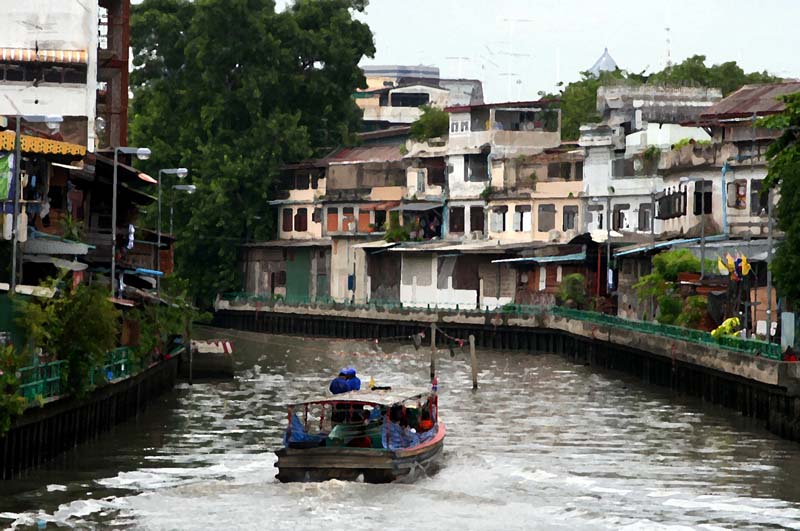 Canal scene, Bangkok, Thailand